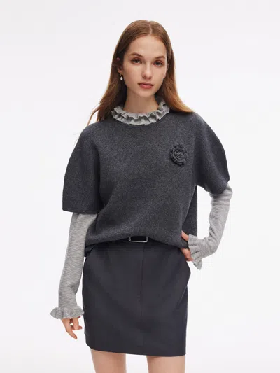 Goelia Wool Blend Women Knit Top With Detachable Brooch In Gray