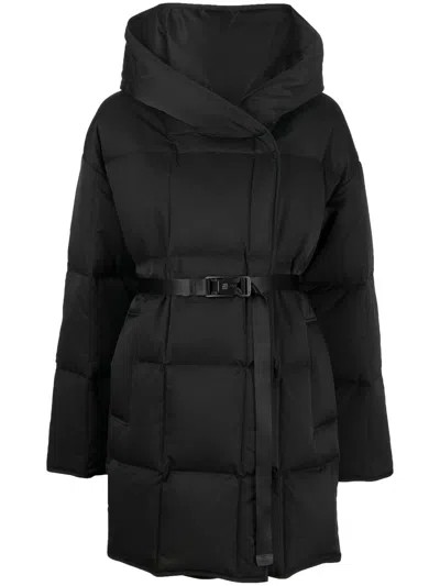 Goen J Gesteppter Daunenmantel In Black