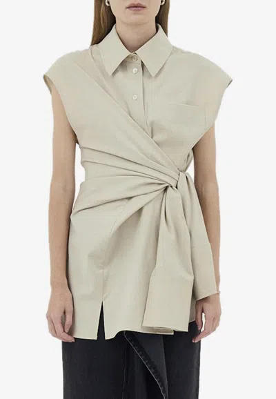 Goen J Sleeveless Knotted Shirt In Beige
