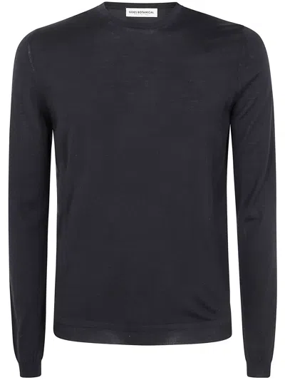 Goes Botanical Pullover Roundneck In Black
