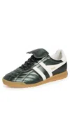 Gola Stadium '86 Sneakers Bottle Green/off White In Animal Print