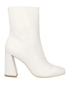 Gold & Rouge Woman Ankle Boots White Size 9 Leather