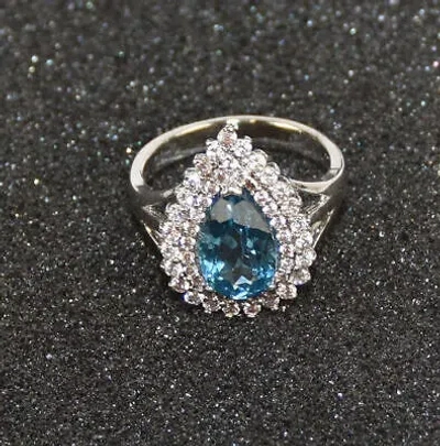 Pre-owned Gold Coast Lot Of 52 Pieces Of Women's Genuine Swiss Blue Ring 10