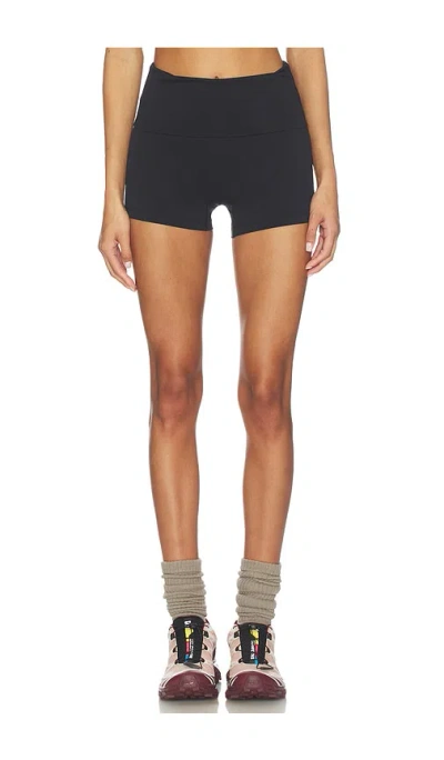 Gold Hinge Essential Foldover Short In Black