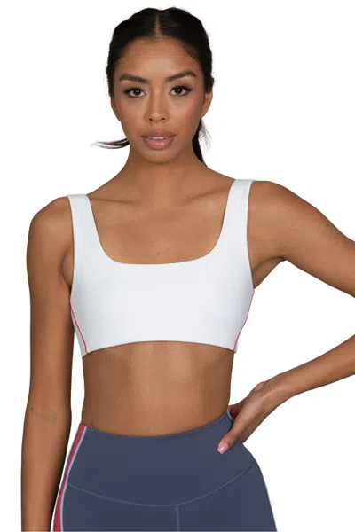 Gold Hinge Lightly Lined Scoop Neck Bra In White
