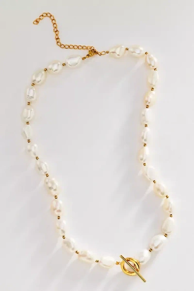 Goldbug Collection Freshwater Pearl Toggle Necklace In White