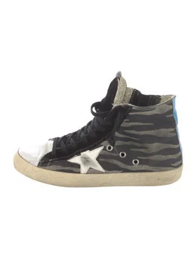 Pre-owned Golden Goose Canvas Printed Sneakers In Black