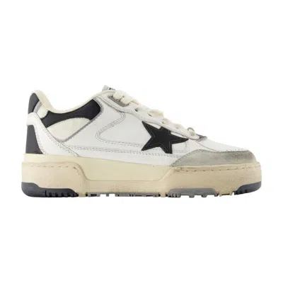 GOLDEN GOOSE GOLDEN GOOSE FORTY2 SNEAKERS