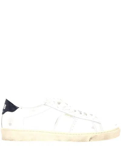 Golden Goose 'matchstar' White Low Top Sneakers With Logo Patch On The Tongue And Contrasting Heel With Logo