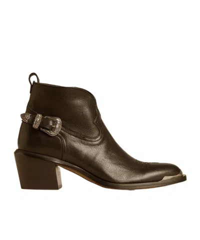 GOLDEN GOOSE PATTY ANKLE BOOTS IN BLACK LEATHER