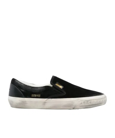 Golden Goose Round Toe Low Top Casual Shoes In Black