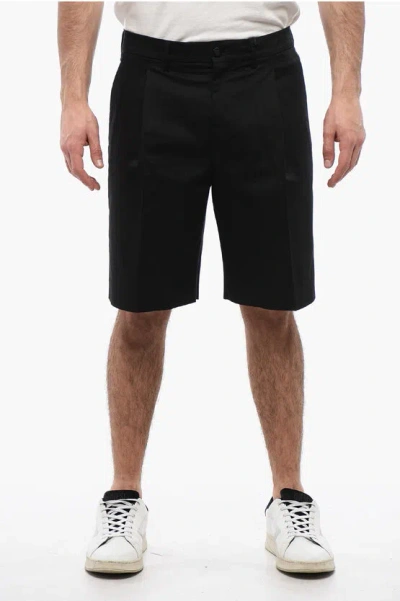Golden Goose Solid Color Single Pleat Shorts With Belt Loops In Black