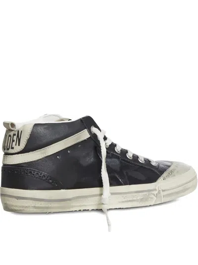 Golden Goose Star-patch Sneakers In Black