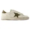 Golden Goose Stardan Sneakers -  Deluxe Brand - Leather - White In Neutral