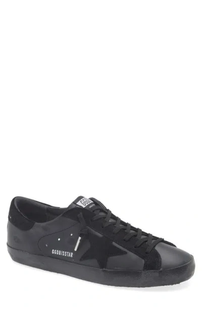 Golden Goose Mens Superstar Low Top Sneakers With Star Patch On The Side And Logo Patch On The Tongue In Black Le