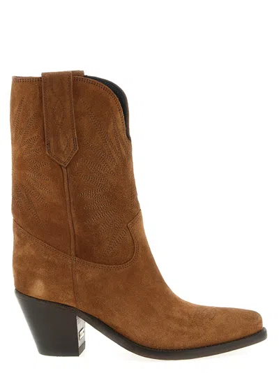 Golden Goose Wish Star Boots In Brown