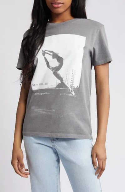 Golden Hour Ballet Cotton Graphic T-shirt In Charcoal Grey
