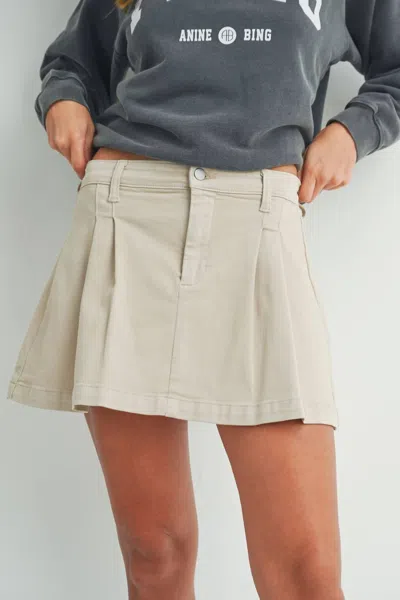Golden Stacey Low Rise Pleated Skirt In Light Khaki In Pink