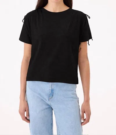 Goldie Modern Muse Tee In Black