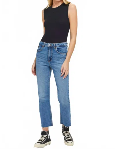 Goldie Rib Sleeveless Shell Tee In Navy In Blue