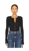 Goldie Ribbed Cardigan In 黑色