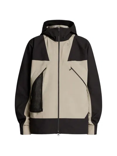 Goldwin Colour-block Panelled Jacket In Neutral