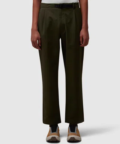 Goldwin One Tuck Tapered Stretch Pant In Olive Green