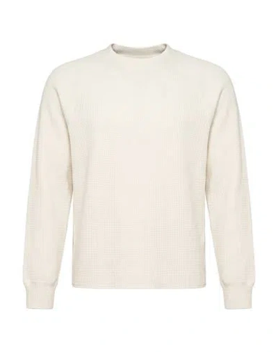 Goldwin Woman T-shirt Cream Size 3 Polyester, Elastane In White