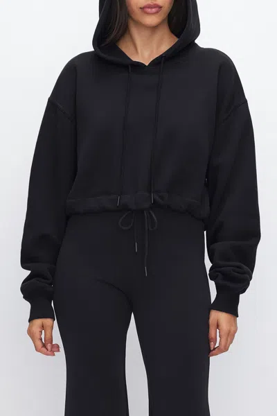 Good American Brushed Fleece Cropped Hoodie In Black