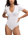 Good American Super Stretch Deep V-neck Bodysuit In White