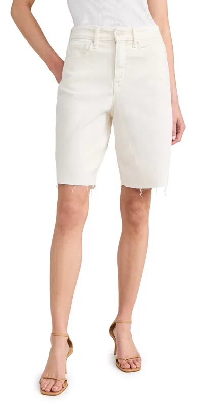 Good American Good 90's Bermuda Shorts Cloud White001