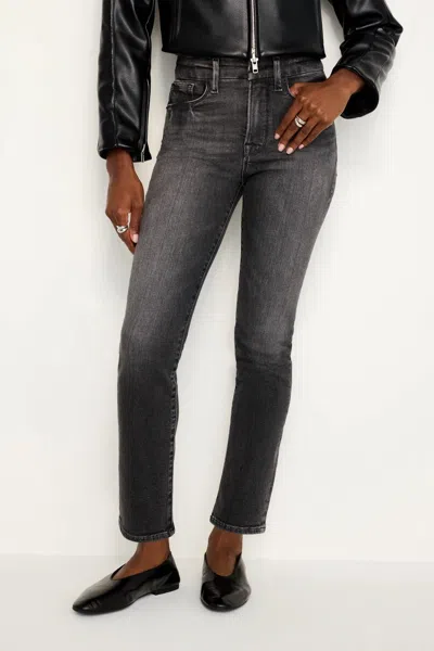 GOOD AMERICAN GOOD LEGS STRAIGHT SPLIT BACK JEANS IN BLACK266