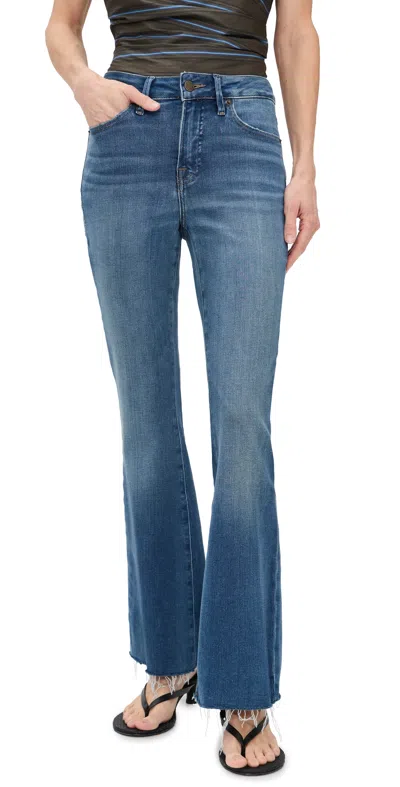 Good American Good Petite Flare Jeans Indigo1211 In Blue