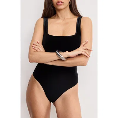 Good American Modern Tank Velvet Bodysuit In Black