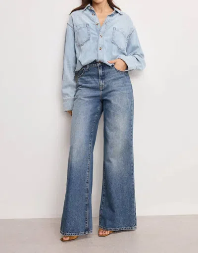 Good American Oversized Shirt With Front Pockets In Indigo Denim In Blue