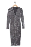 Good American Plunge Neck Long Sleeve Velvet Midi Dress In Carbon003