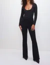 Good American Pull On Flared Jeans In Black In Black