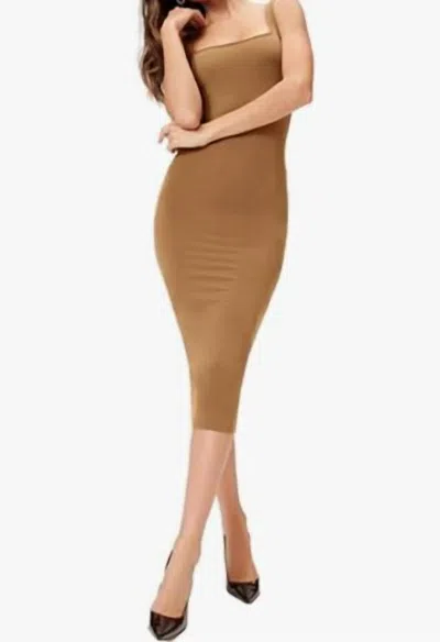 Good American Scoop Neck Midi Dress In Sepia In Transparent