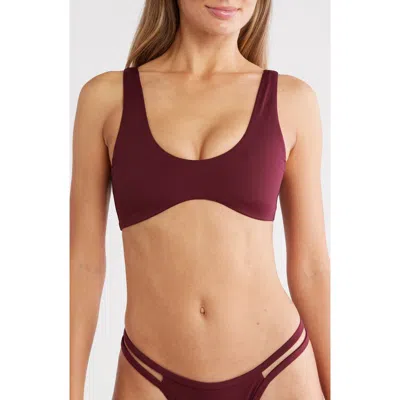 Good American Scoop Surf Bikini Top In Purple