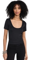 Good American Scoop Neck Crop Scuba Knit T-shirt In Black001