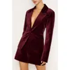 Good American Sculpted Velvet Blazer In Oxblood002