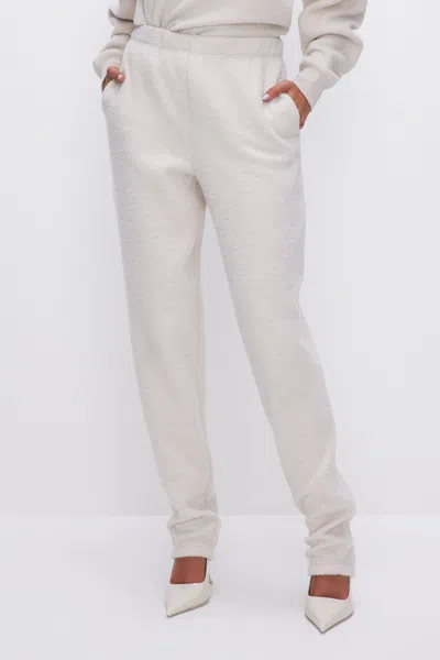Good American Sherpa Boyfriend Sweatpant Tusk In White