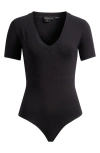 Good American Super Stretch Deep V-neck Bodysuit In Black001