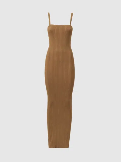 Good American Tan  Plisse Maxi Dress In Brown