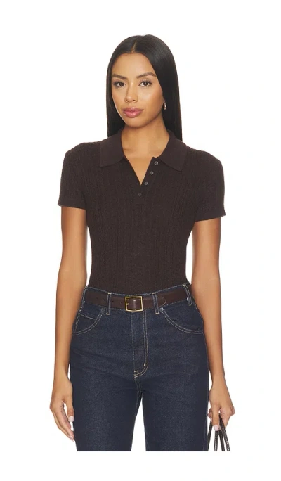 Good American The Micro Cable Polo Shirt In Brown