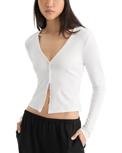 Good American The Rib V Neck Cardigan Tee In White