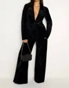 Good American Sculpted Velvet Blazer In Black