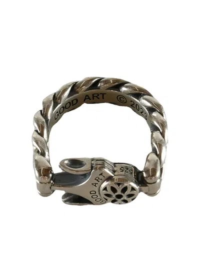Good Art Hlywd Twisted-band Clasp Ring In Metallic