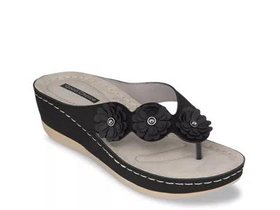 Good Choice Ammie Sandal In Black
