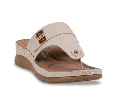 Good Choice Arla Wedge Sandal In Neutral